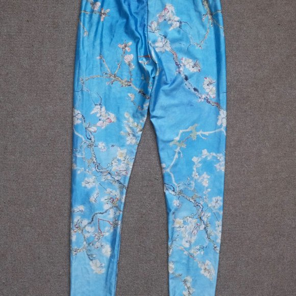 Lotus Leggings - Van Gogh "Almond Blossoms" print - Picture 4 of 7